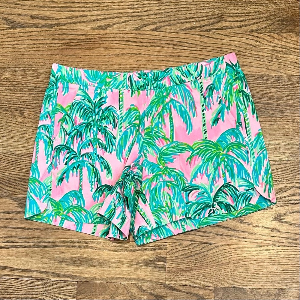 EUC Lilly Pulitzer Ocean View Shorts